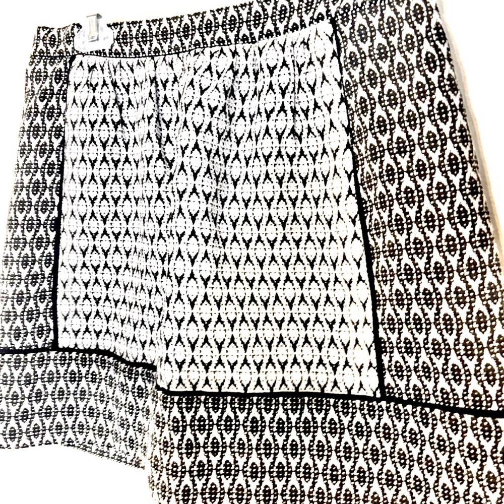 J. CREW Black & White TEXTURED BLOCK PRINT SKIRT Woven Jacquard Mini Skirt Sz 10 - Picture 4 of 9